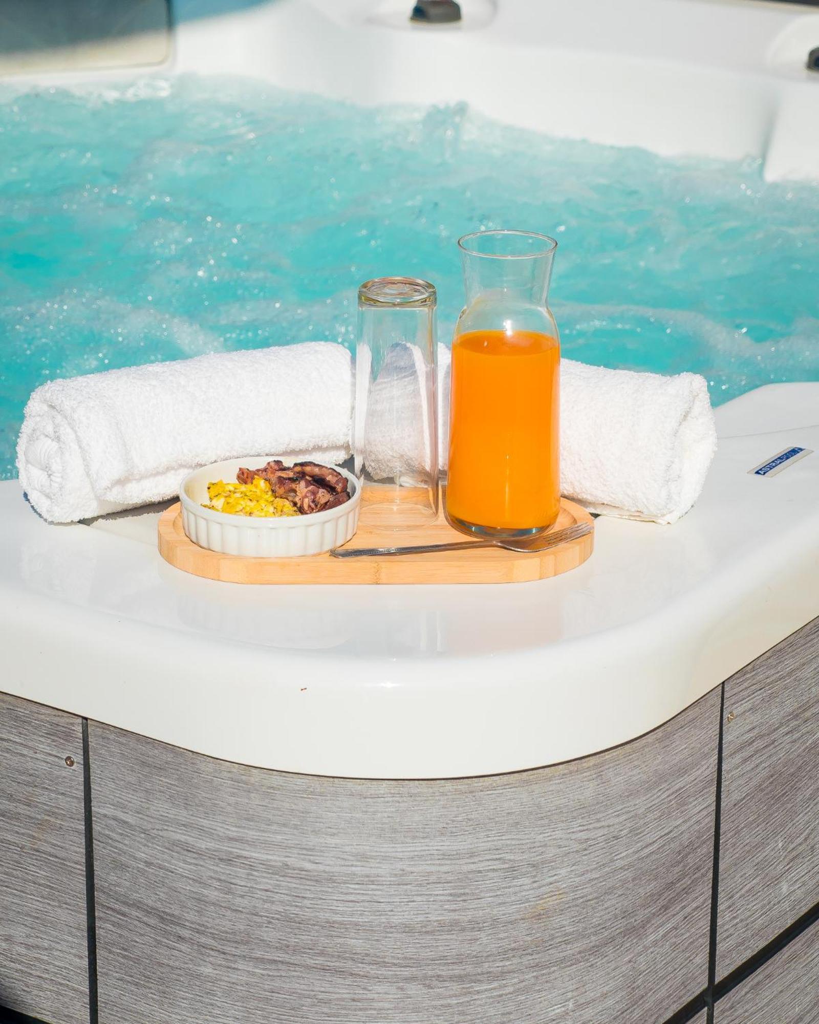 Evasion En Plein Coeur De La Ville T2 Jacuzzis Sauna Et Piscine Au Centre De بورت لويس المظهر الخارجي الصورة